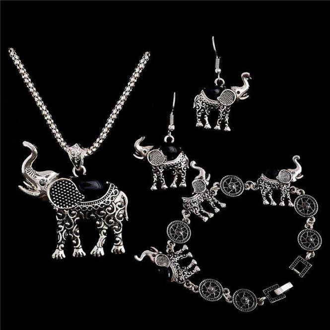 A Mother And Hers Elephant Necklace Set